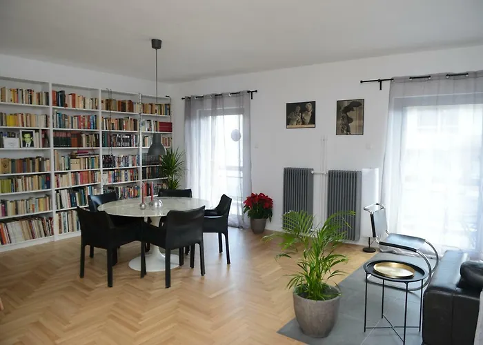 Boutique Apartment In Chalandri